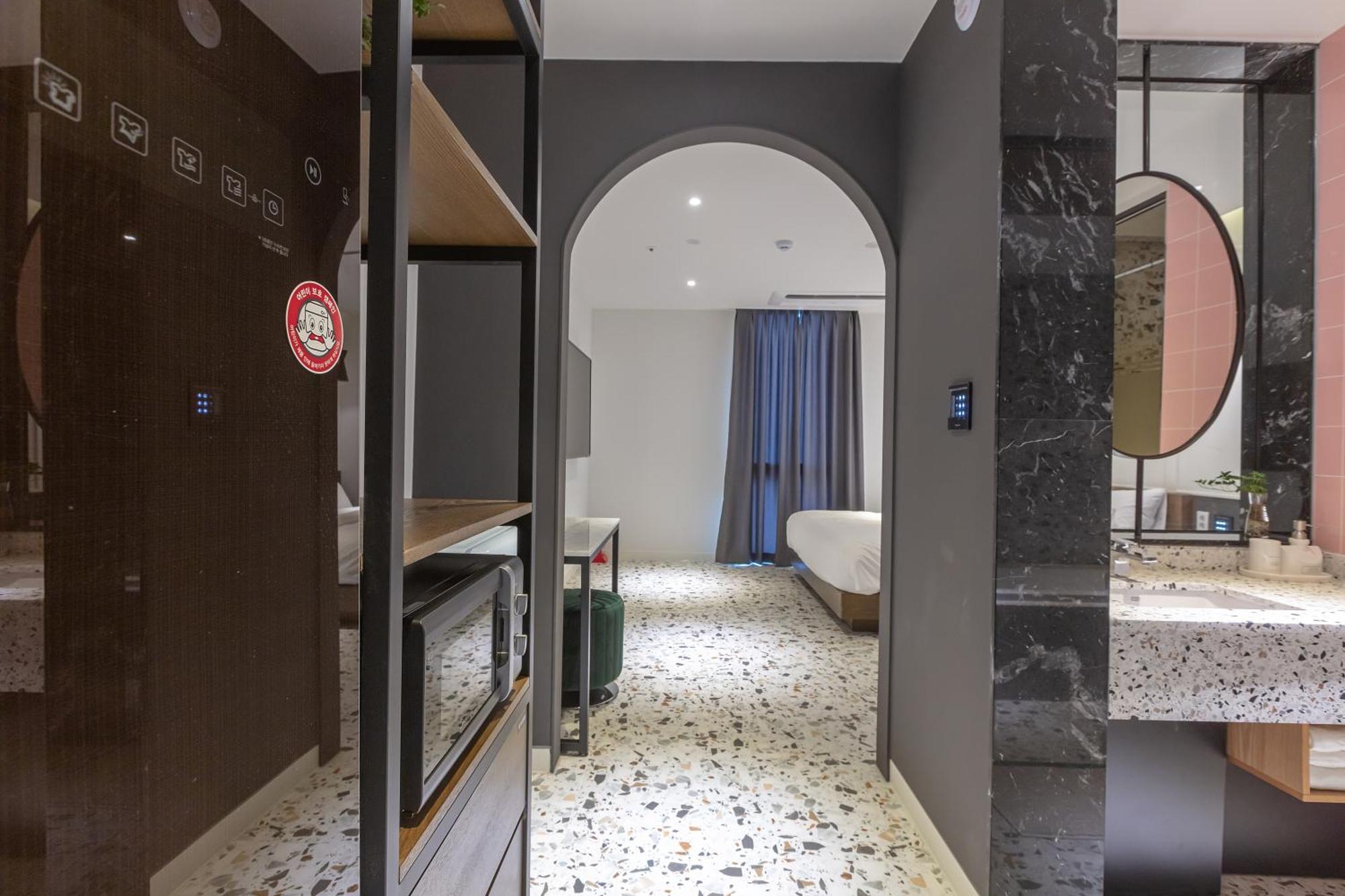Nomad Hotel Gimhae المظهر الخارجي الصورة